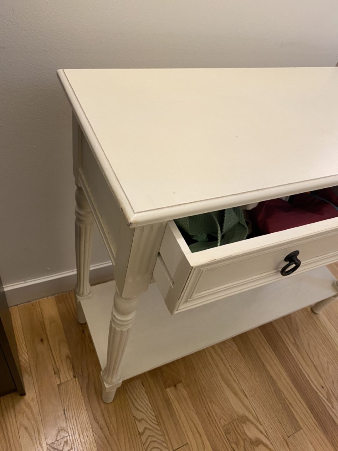 Console table - $30 (Midtown East) - photo 4