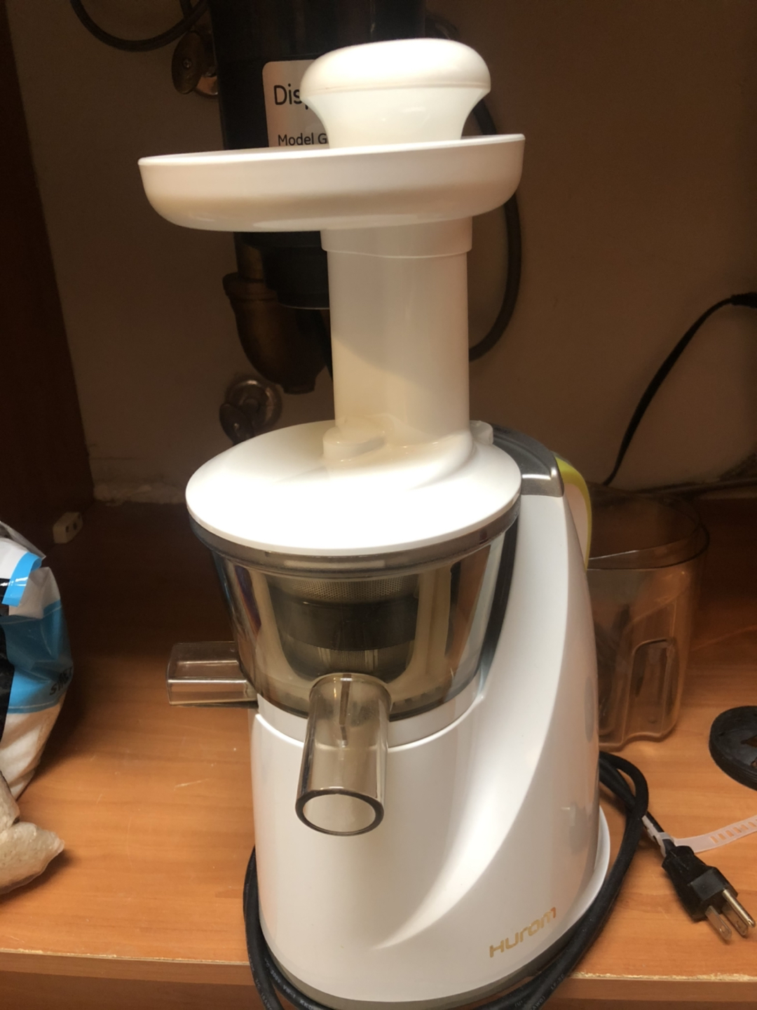 Hurom slow juicer - photo 2