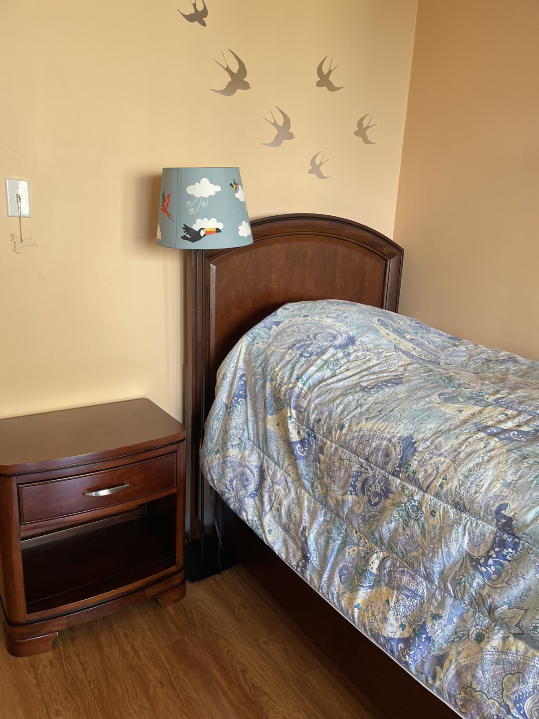 Twin bed - photo 2
