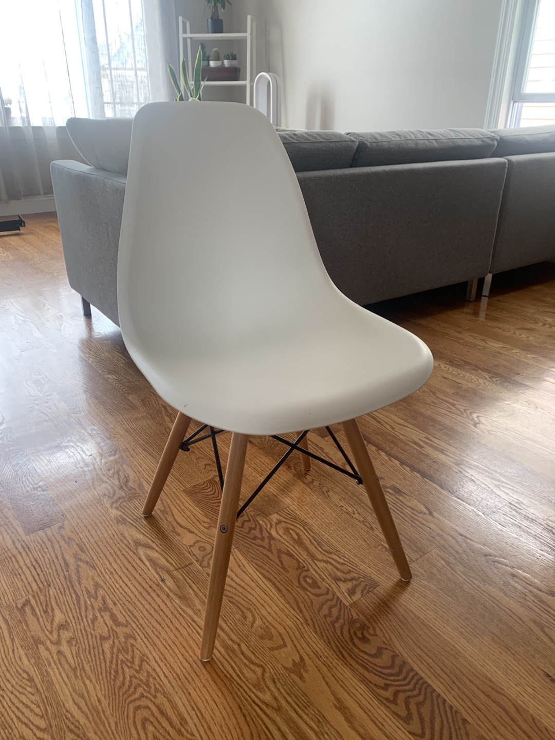 Desk chair 