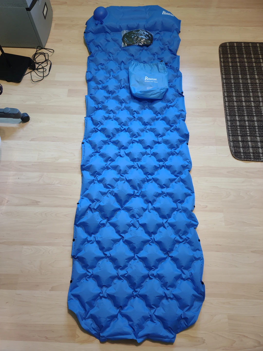 Compact, Lightweight Camping/Backpacking Sleeping Pad thumbnail