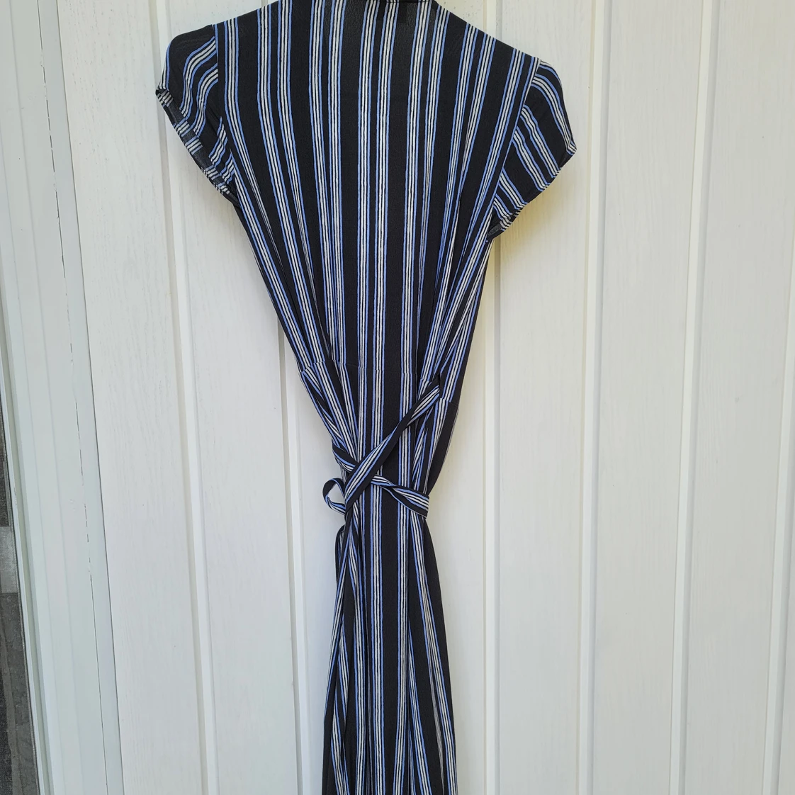 Aritzia Free Jessa Wrap Dress XS, Blue stripes - photo 3