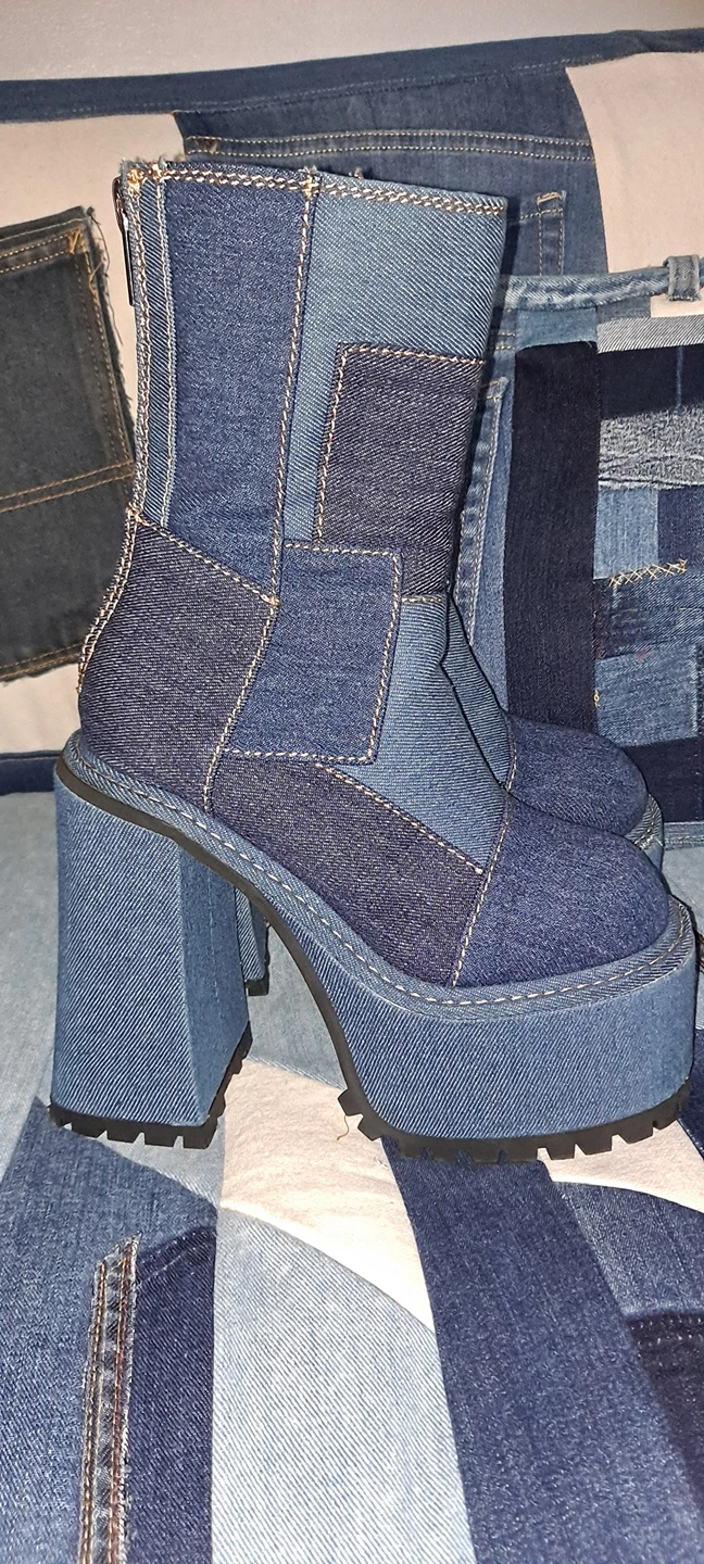 Dollskill Guess Who’s Back Platform Boots denim patch size 5.