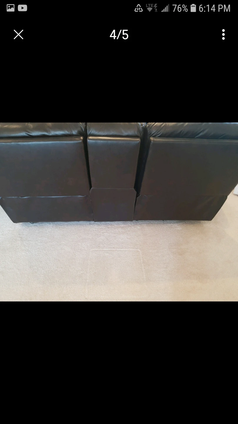 Cindy Crawford Leather recliner with console 2 cup holder - photo 2