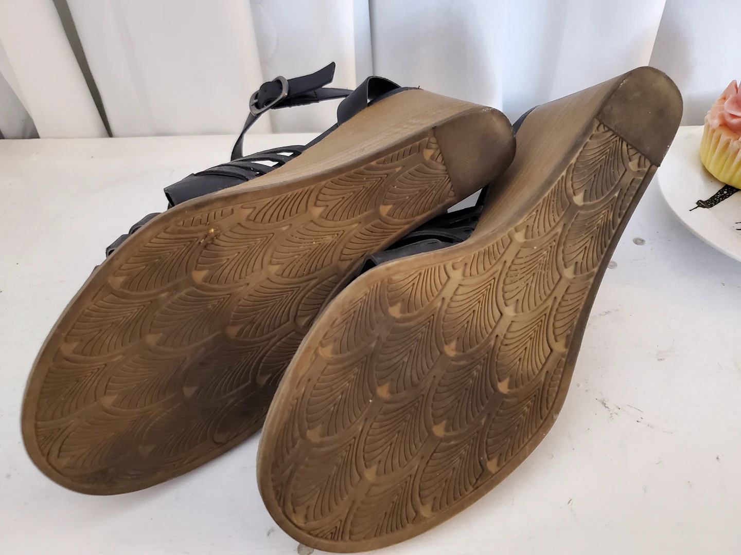 woman summer sandals size 9 thumbnail