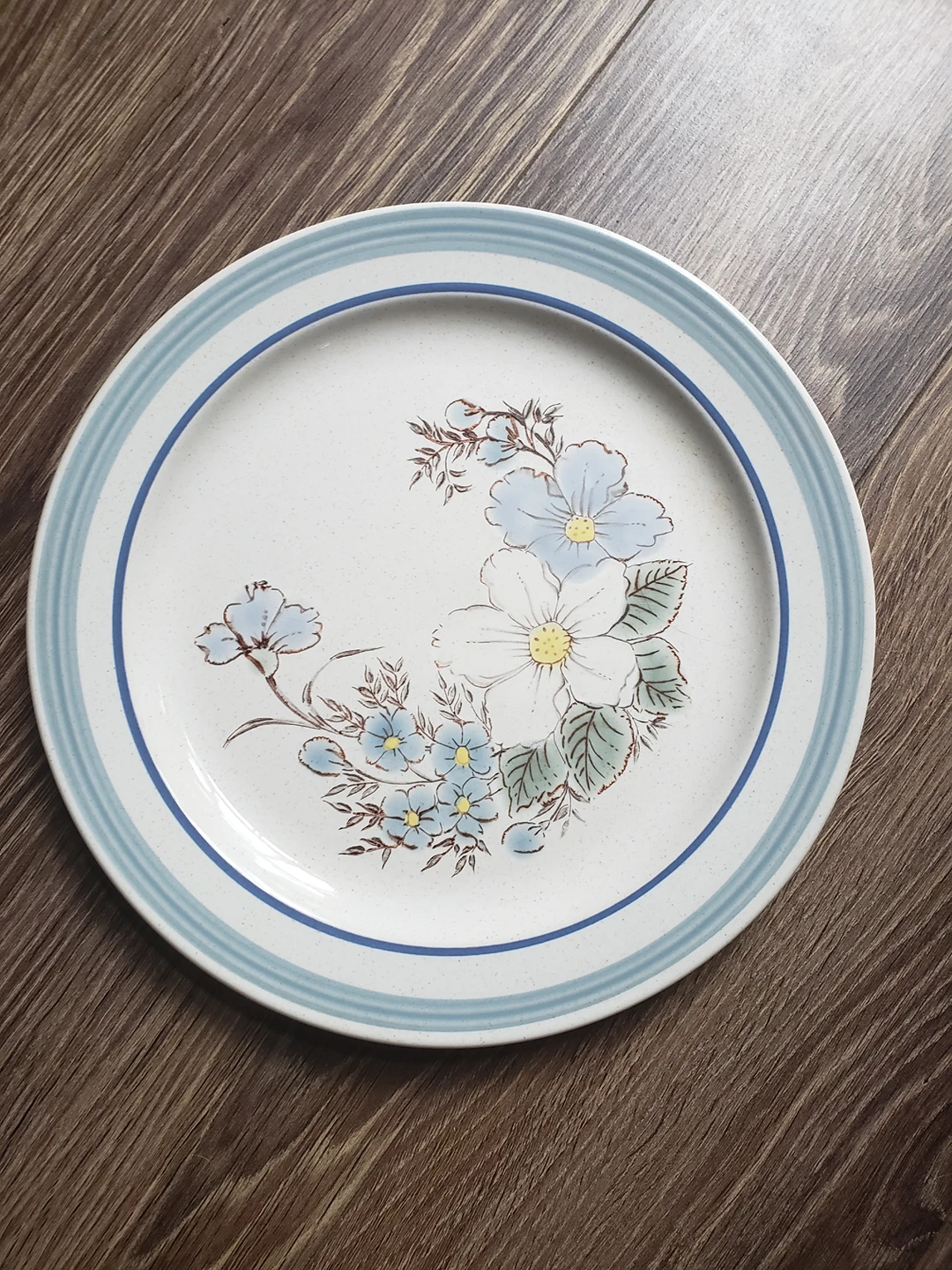 Japan stoneware dinner plate thumbnail