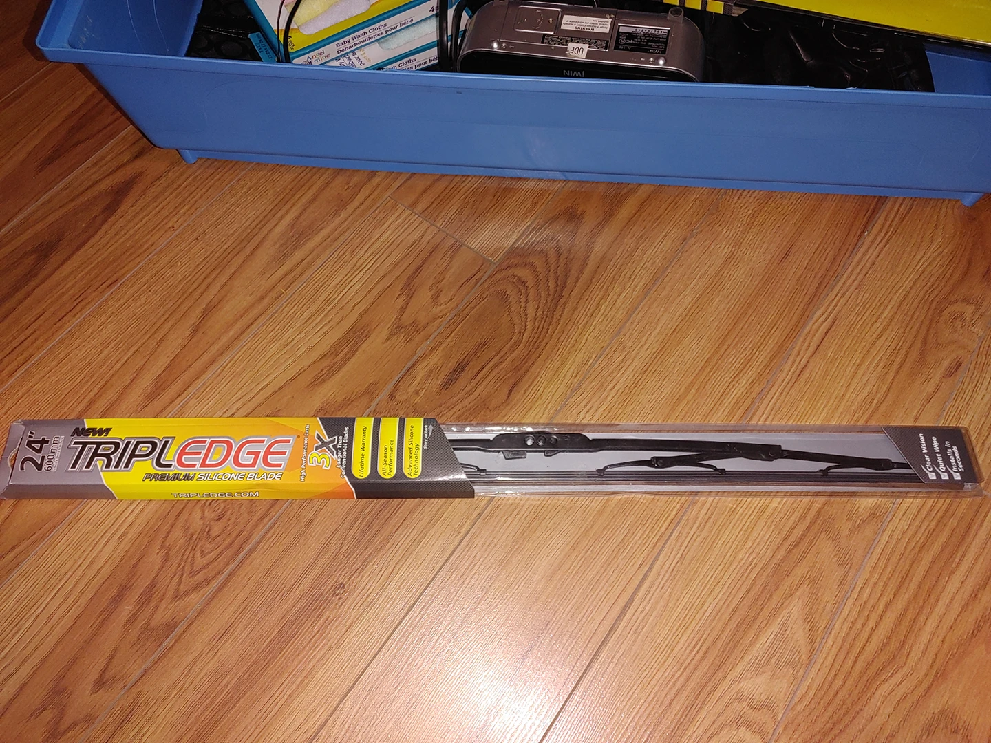 New Tripl Edge silicone 24"(600mm) wiper blades . All seasons thumbnail
