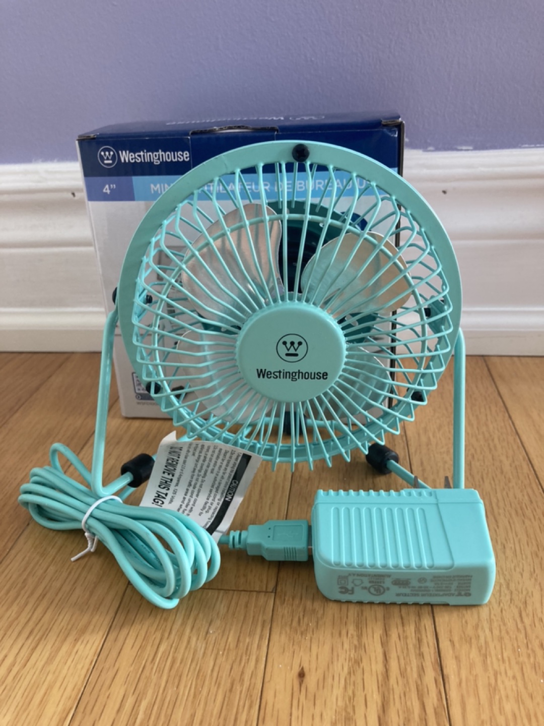 Mini USB Desk Fan 4” thumbnail