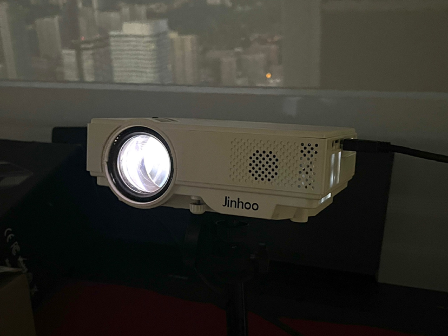 Smart beam projector - photo 2