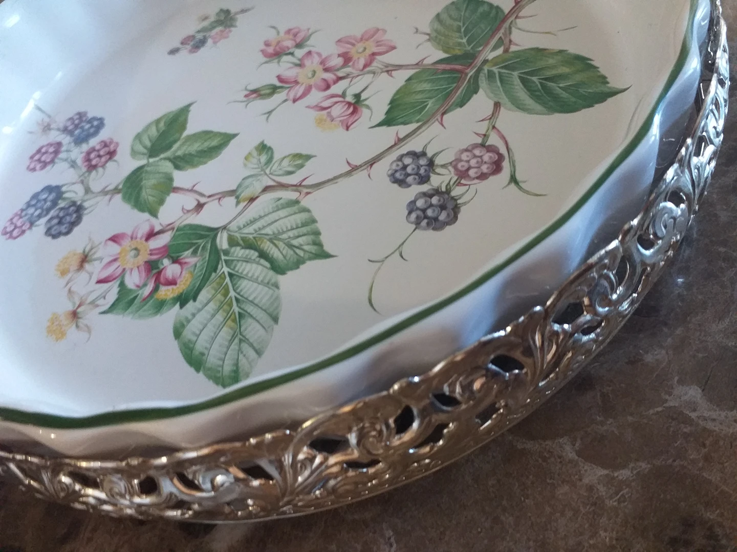 permanent silver coated bowl with stand $10 image indicator(2)