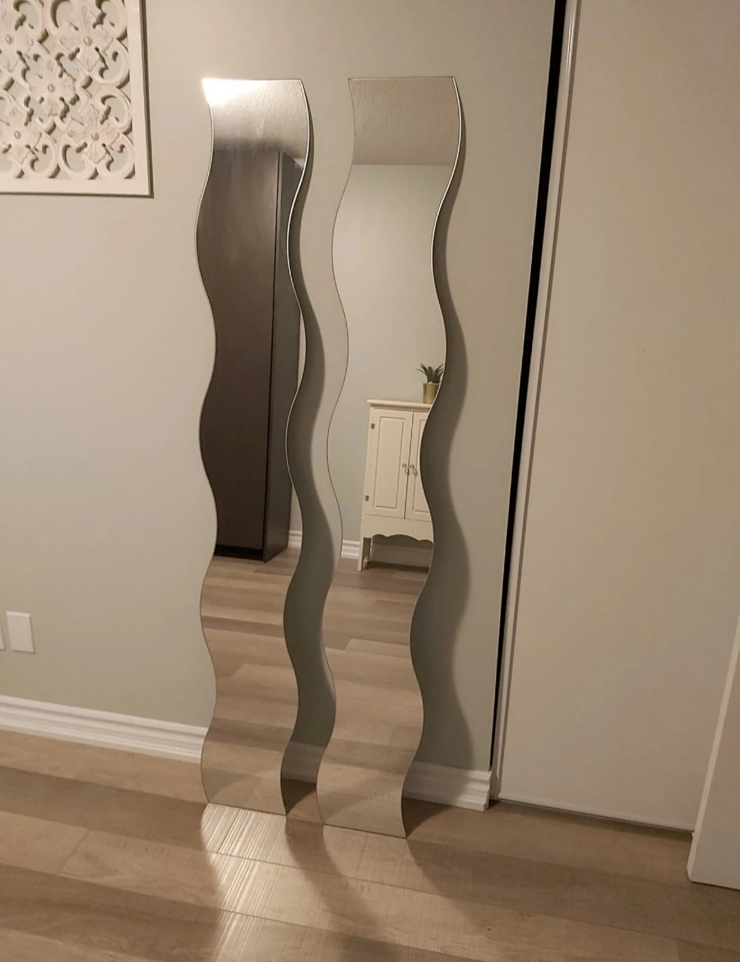 2 Full Length Wavy Mirrors