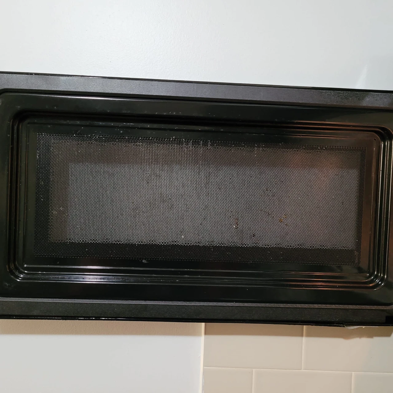 30 Inch Fridgidare over the range microwave - photo 5