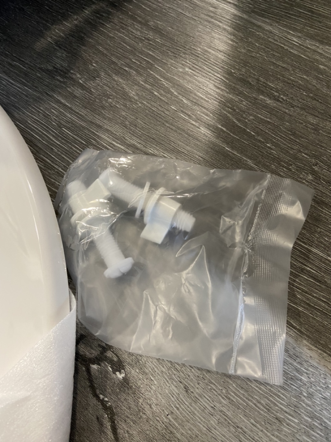 Toilet seat (new)