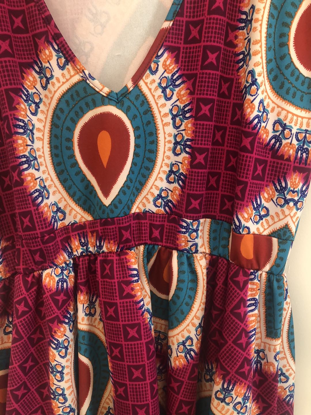 Gorgeous dress worn only a few times XL size
