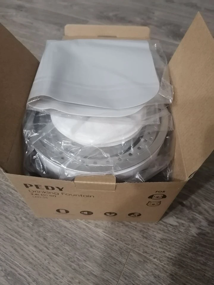BRAND NEW PET WATER FOUNTAIN - photo 2