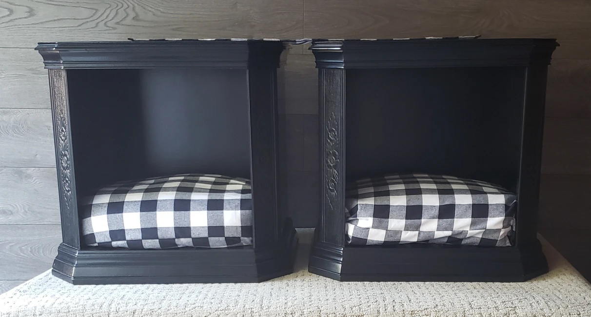 Pet Beds / Nightstands / Sidetables image indicator(2)