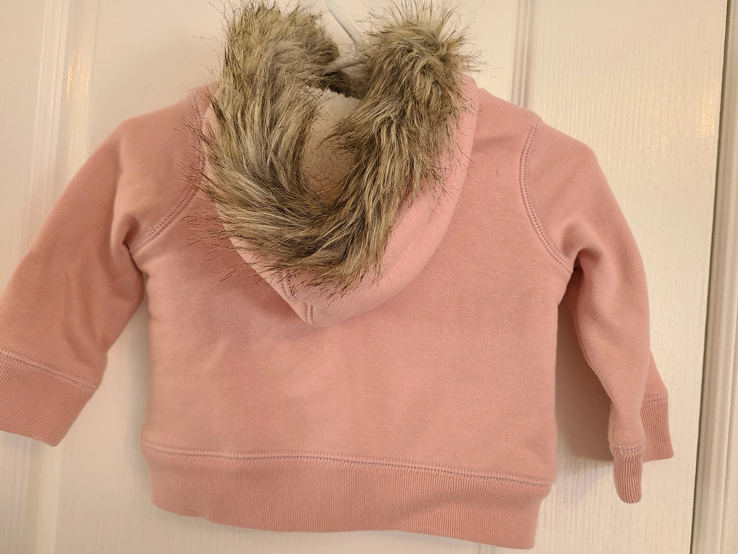 Gap Hoodie jacket with tag - New  (12-18 months) - photo 4