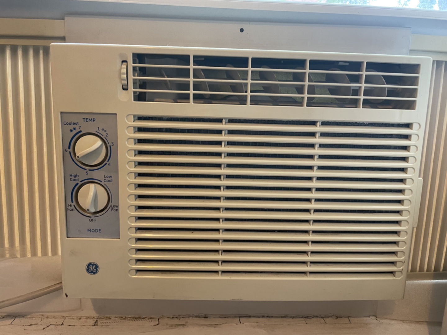 AC