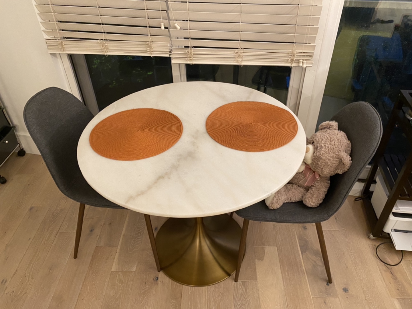 Marble top dining table and 2 chairs  - photo 2
