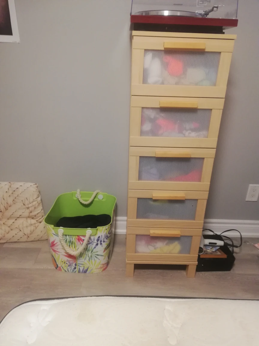 dresser