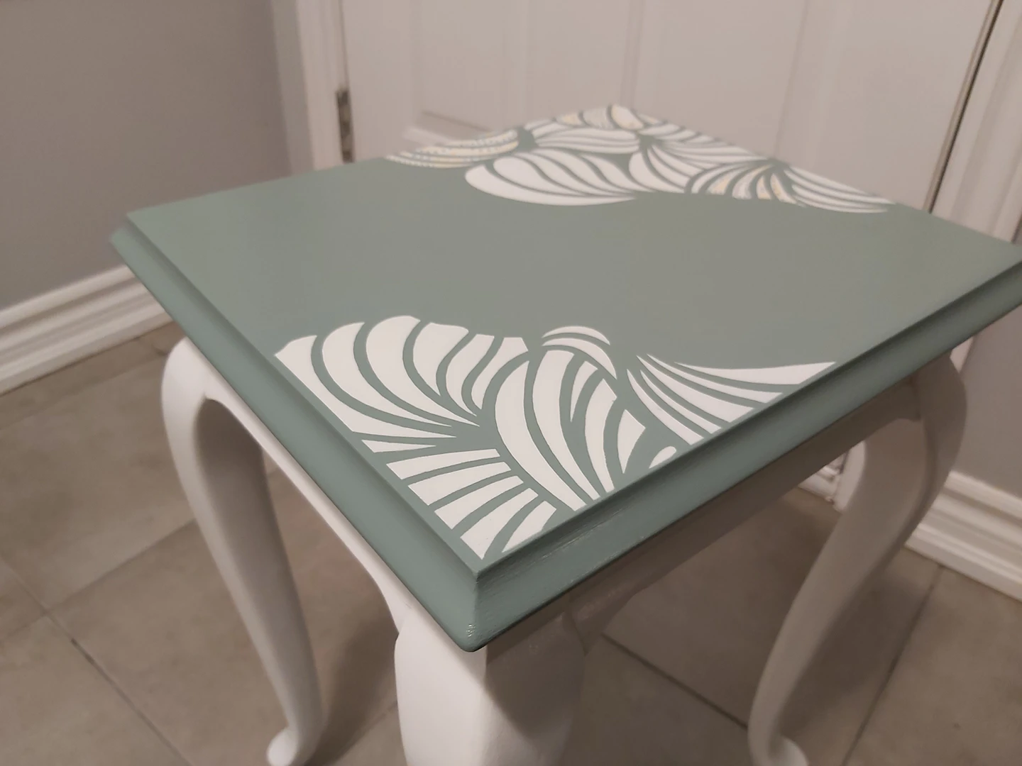 Refinished Side Table - photo 5