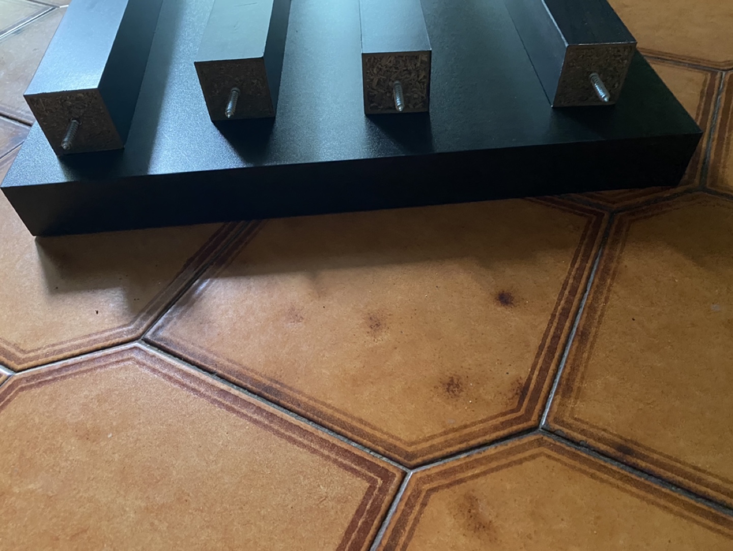 Black end table - photo 4