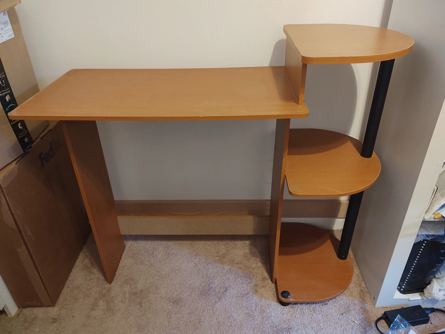 Computer desk
