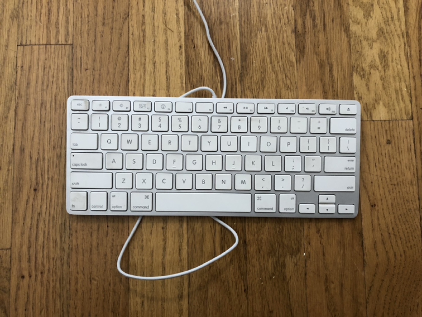 Apple wired keyboard