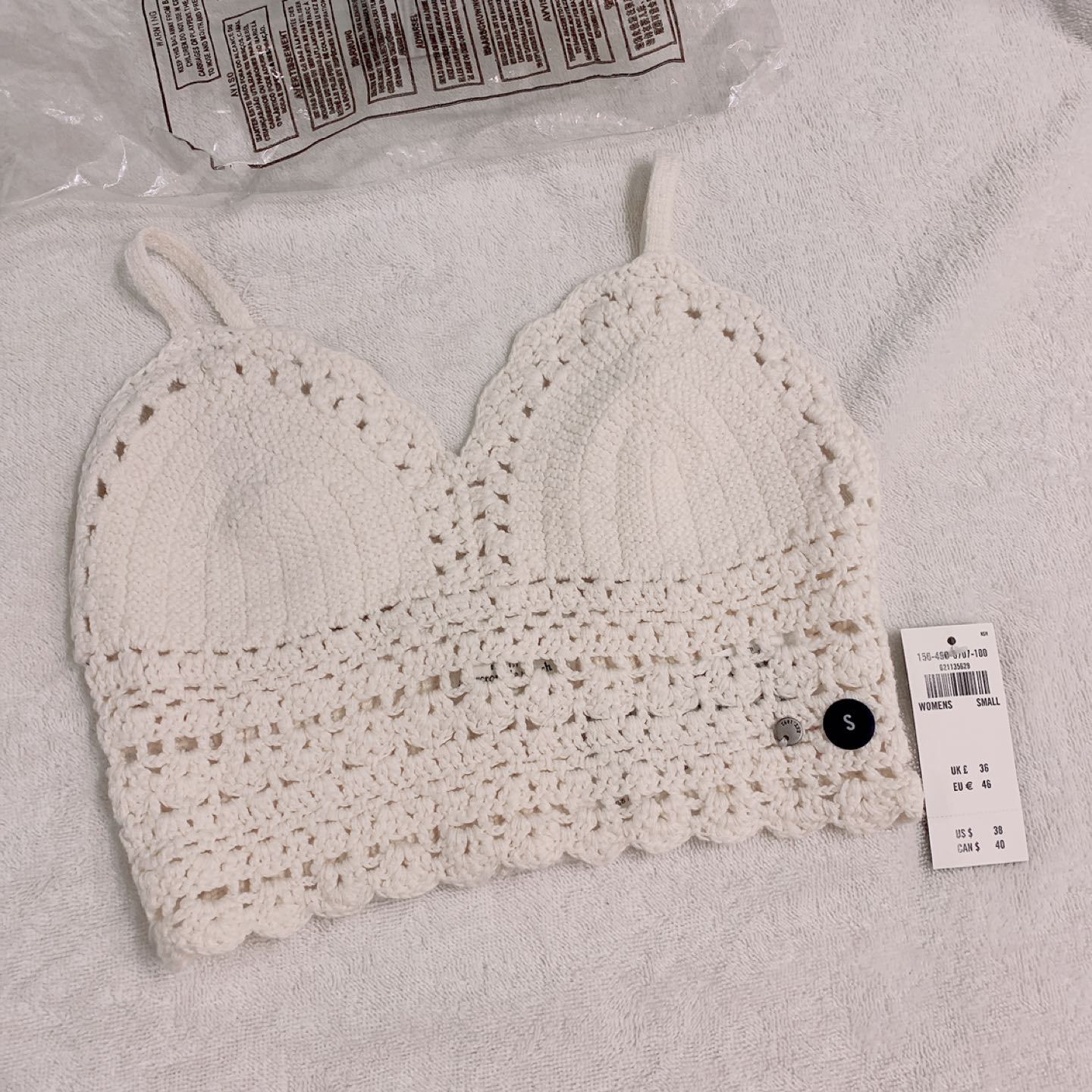 NWT Abercrombie & fitch Crochet top Size S thumbnail
