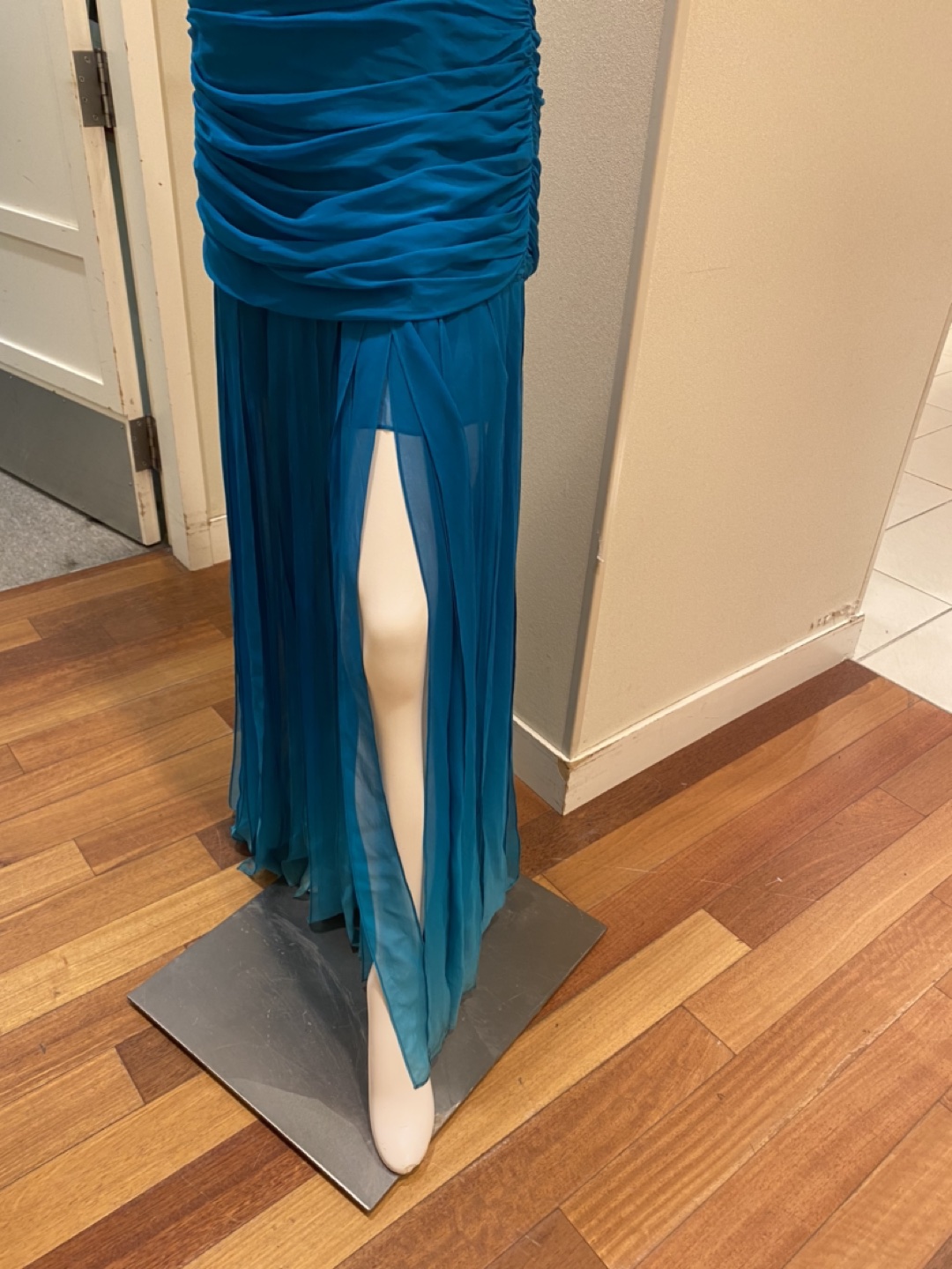 Dress  - photo 2