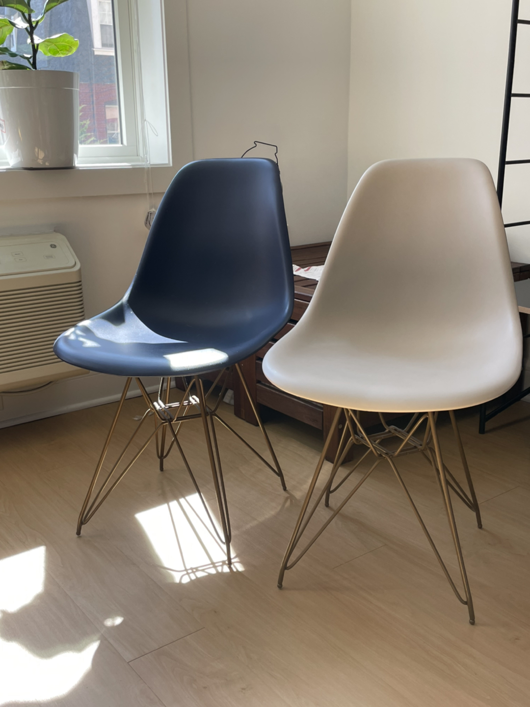 Chair - photo 2