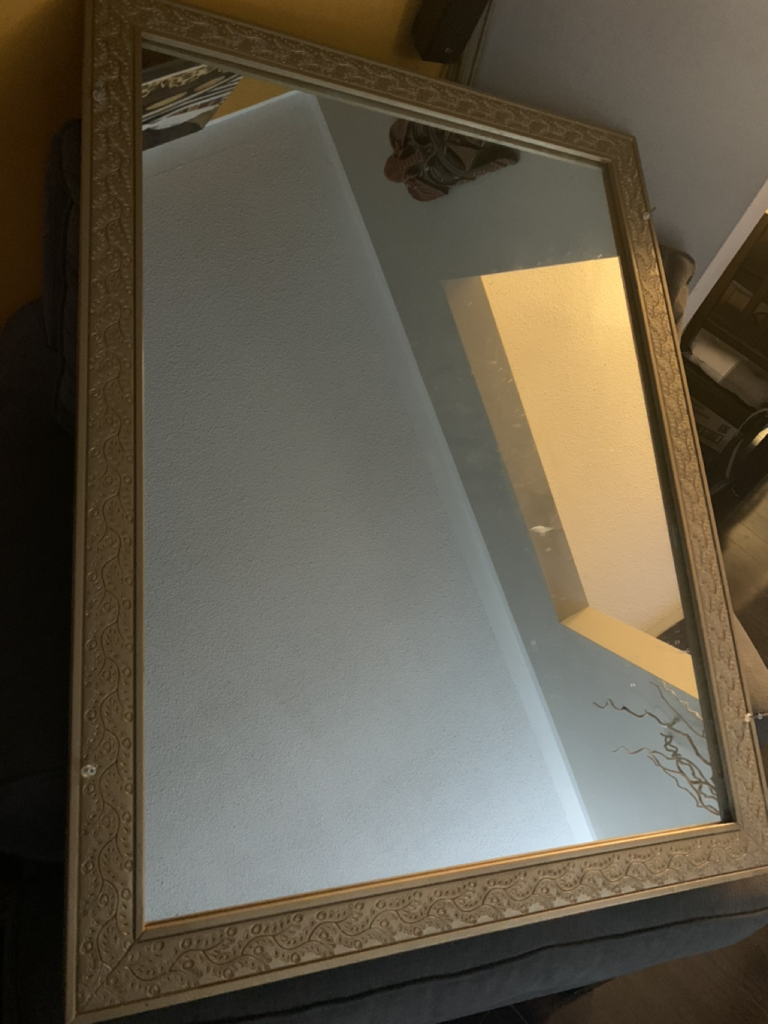 Mirror thumbnail