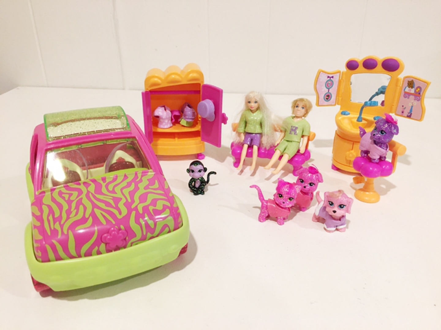 Free.  A Couple with 4 Dogs and a Silly Monkey!!! #FREECYCLE image indicator(2)