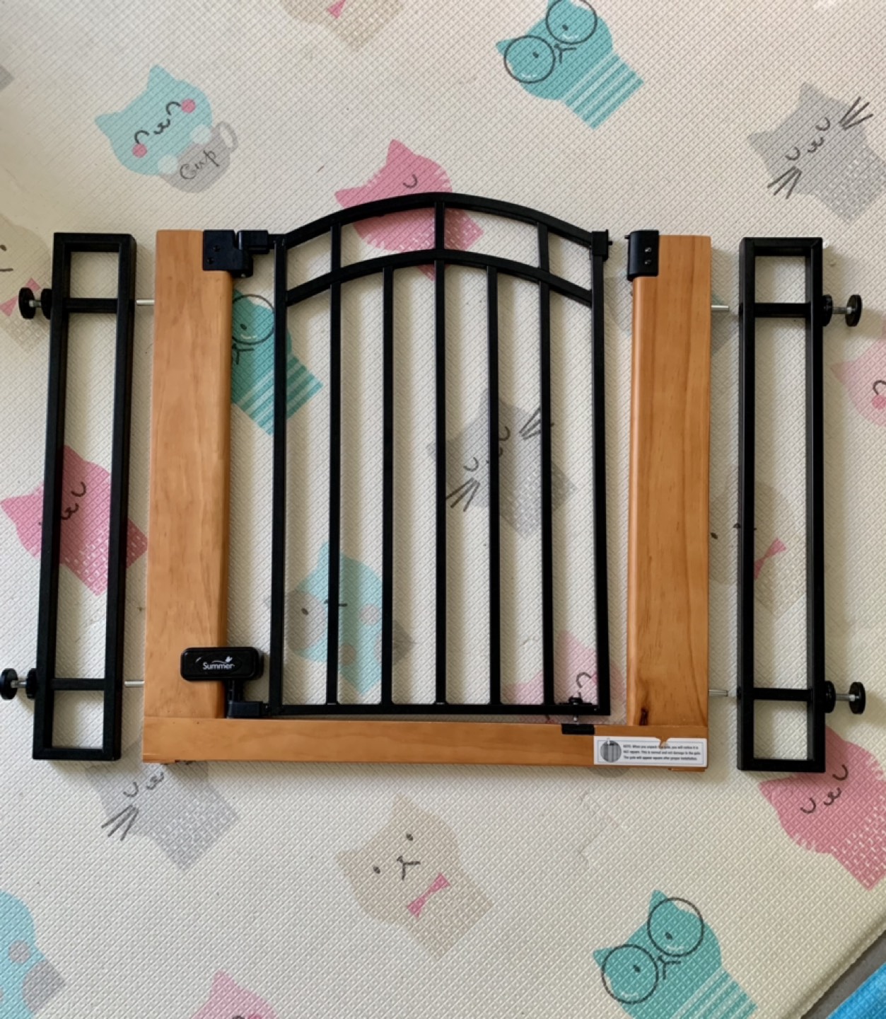 Summer Infant wood & metal walk-thru gate