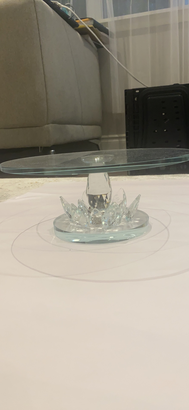 Cake stand