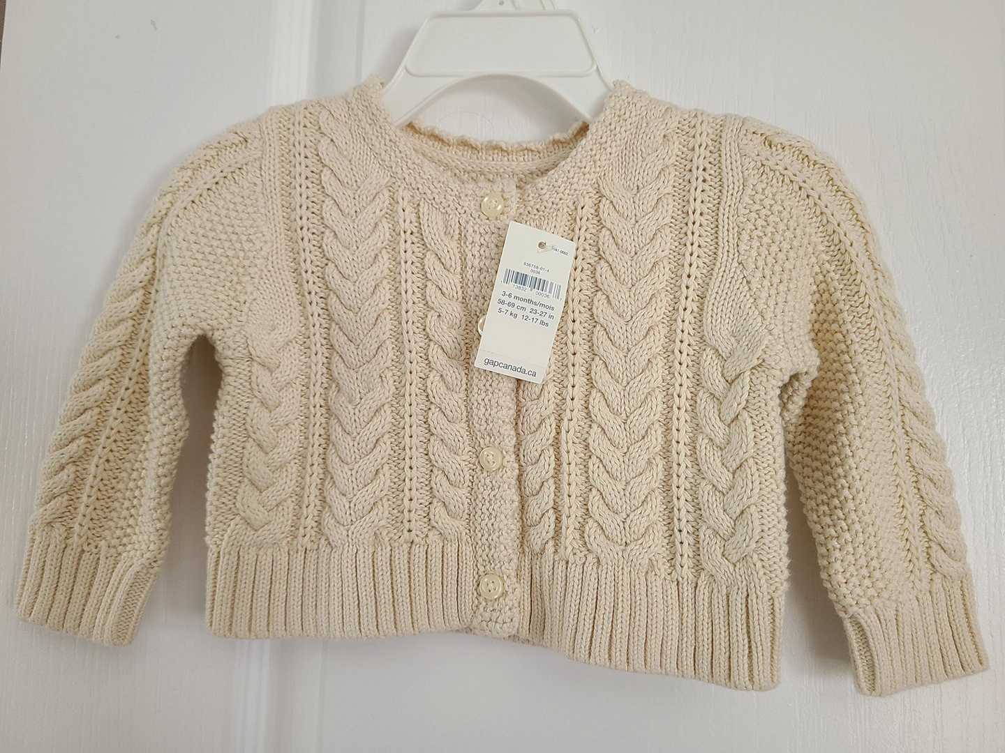 Baby GAP sweater new with tag (3-6 months) - photo 2