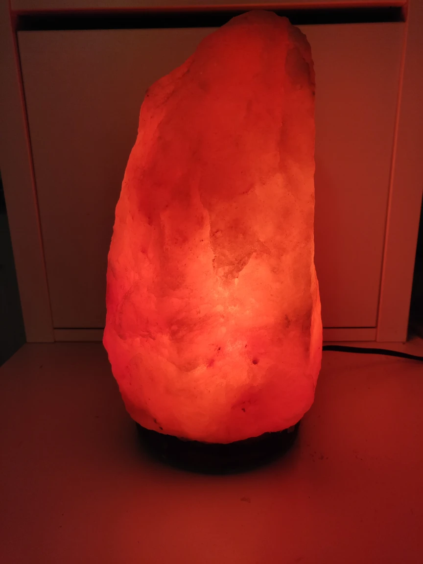 Himalayan salt lamp