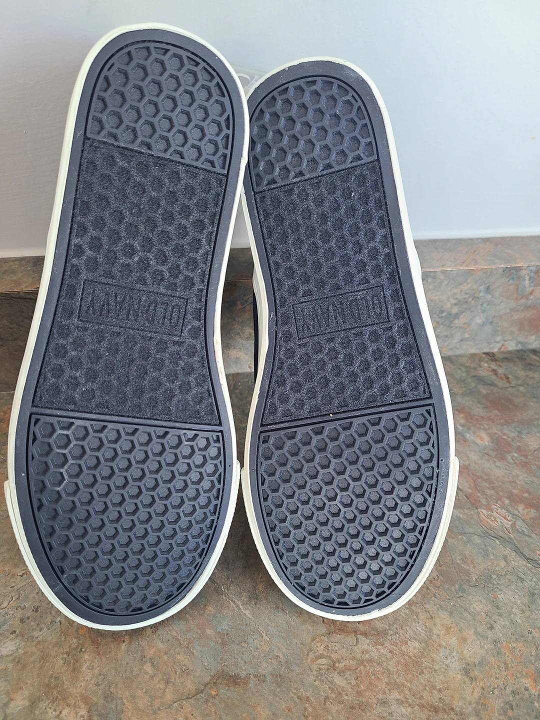 Boys Uniform Slip On Sneakers/Shoes size 5 - photo 3