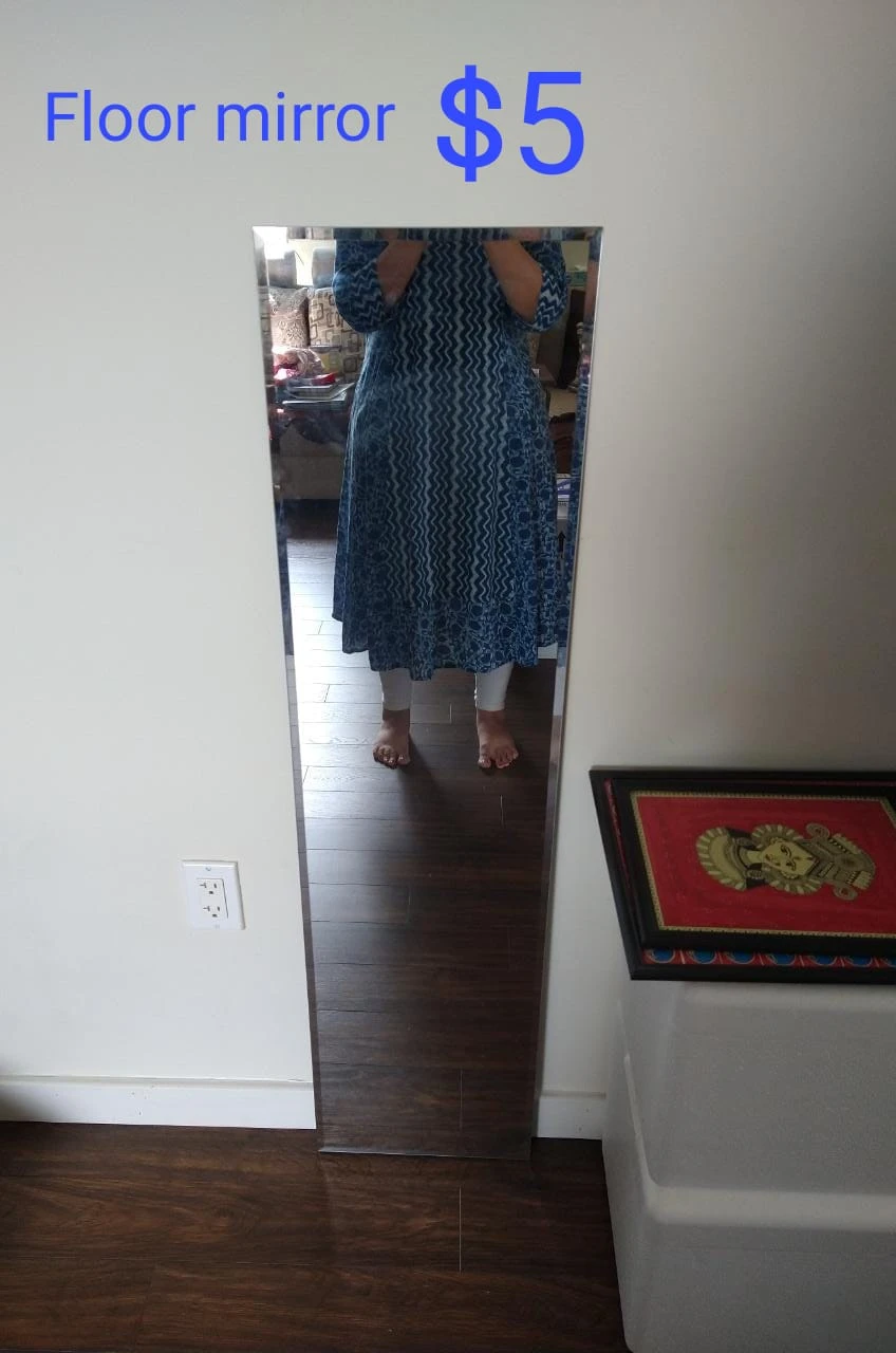 floor mirror