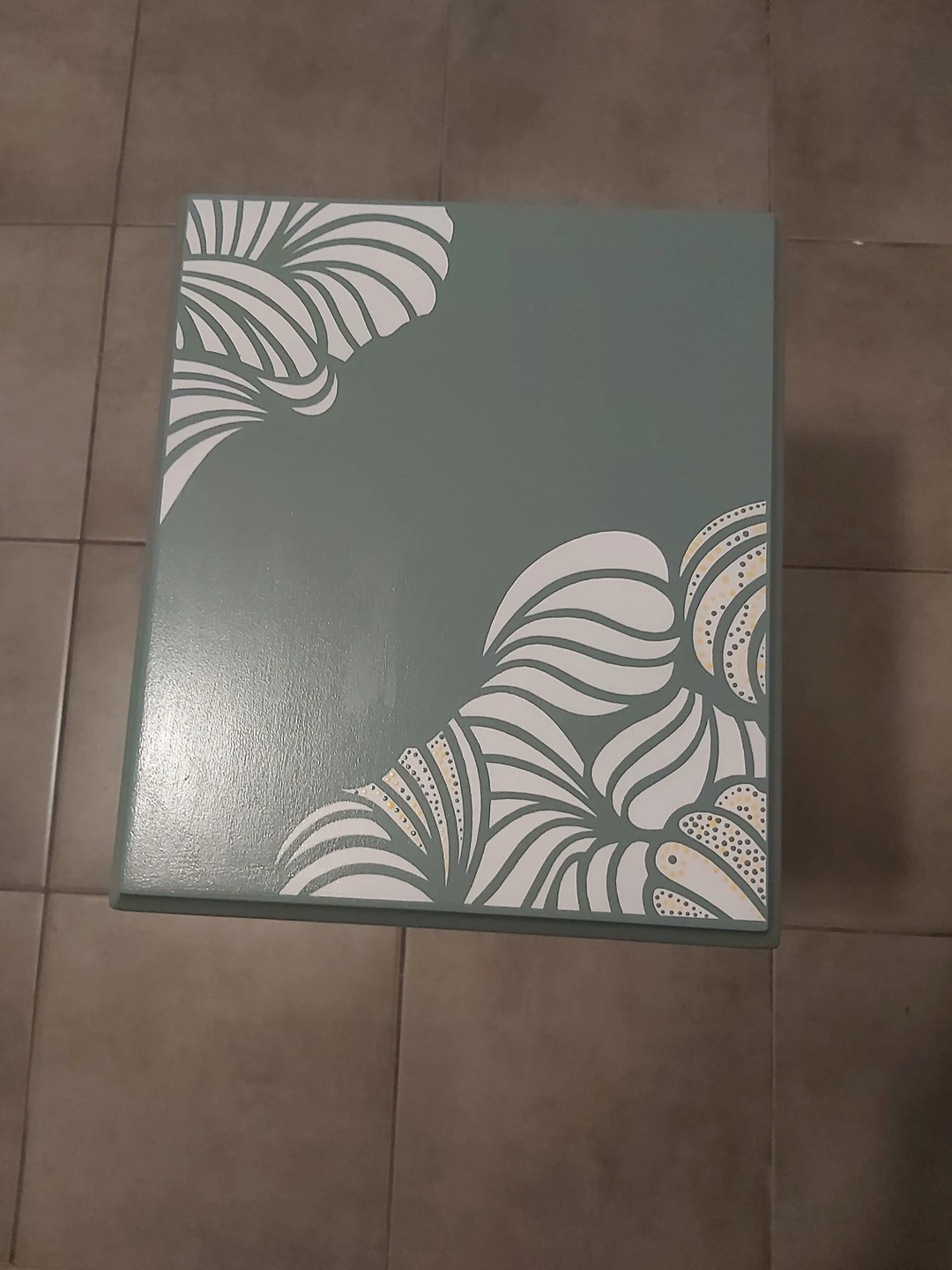 Refinished Side Table - photo 3