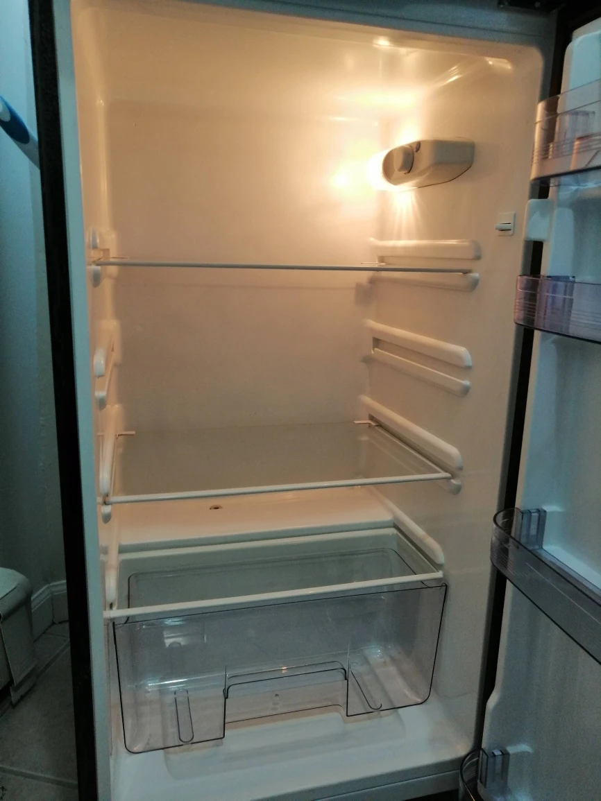 Refrigerator & Freezer RCA 7.5 Cu Ft - photo 3