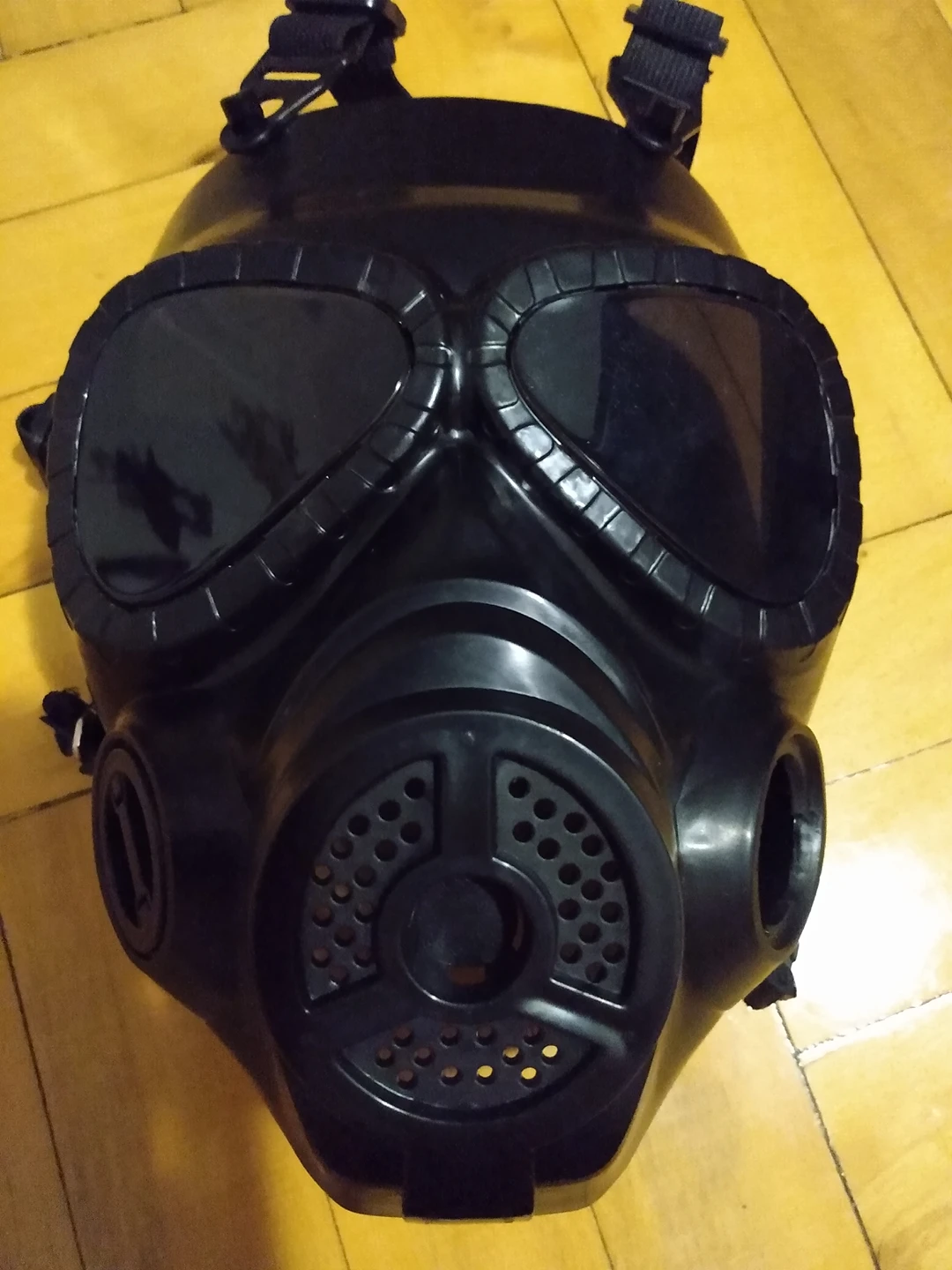 Gas Mask (AirSoft) with fan Canisters thumbnail