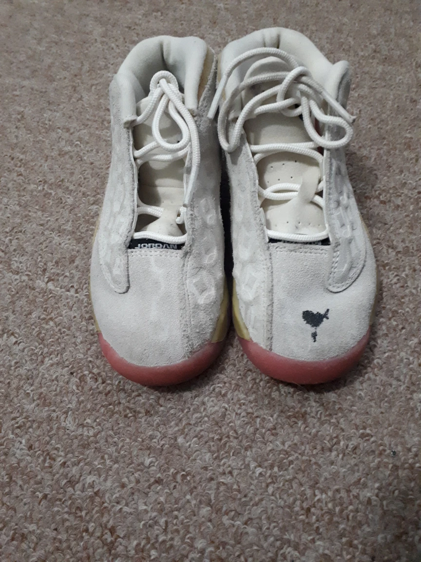 running shoes for a child thumbnail