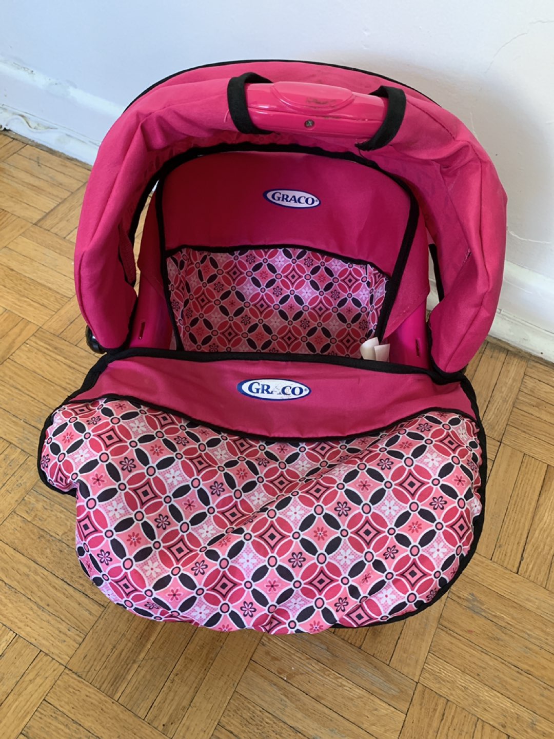 Graco Toy Car seat thumbnail