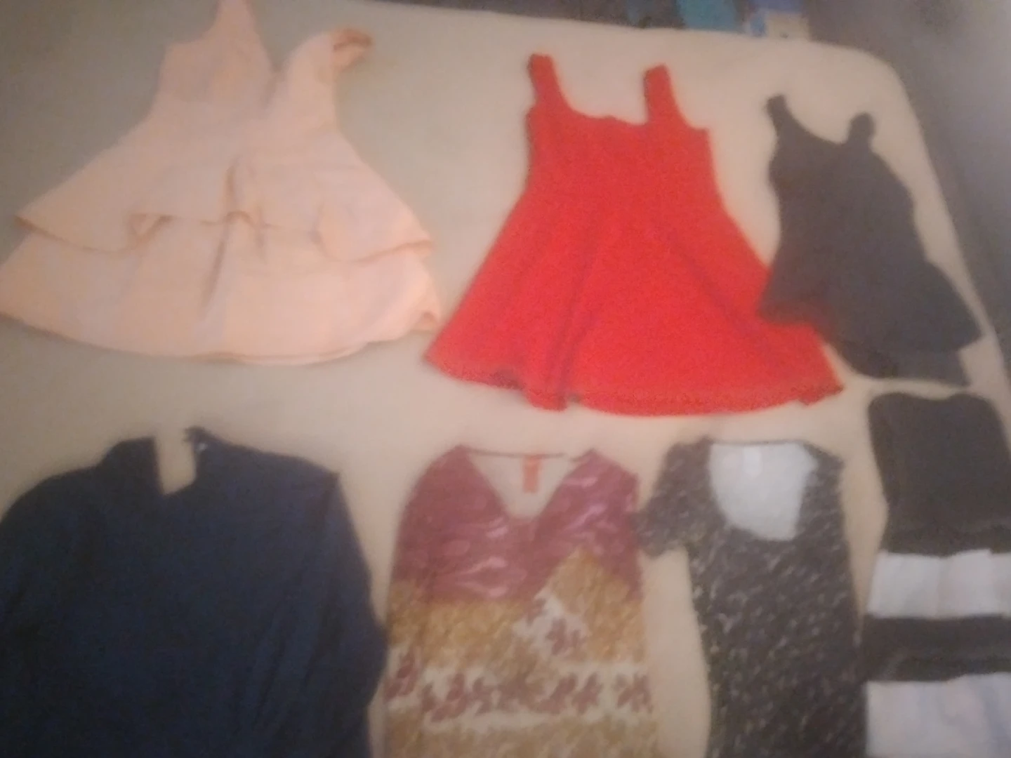bag of woman's clothes thumbnail