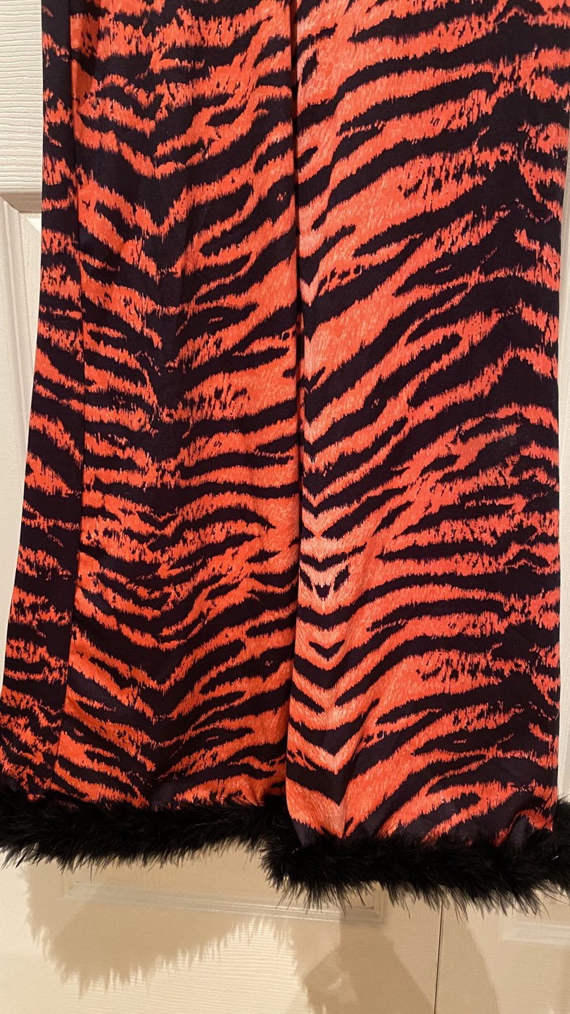 Vintage Collegeville - Tiger Catsuit Costume image indicator(2)
