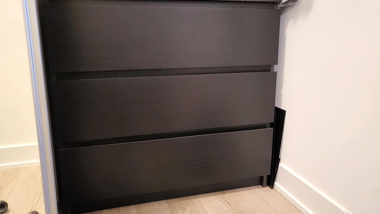 Ikea MALM 3-drawer dresser - photo 2
