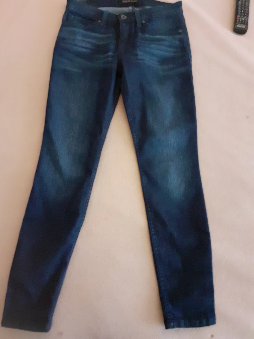guess pants thumbnail