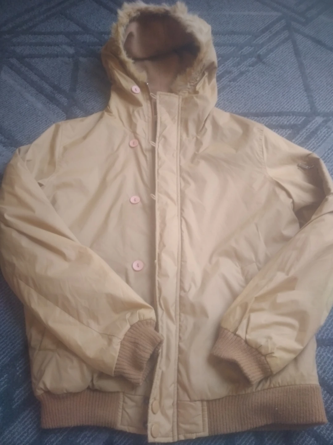 jacket thumbnail