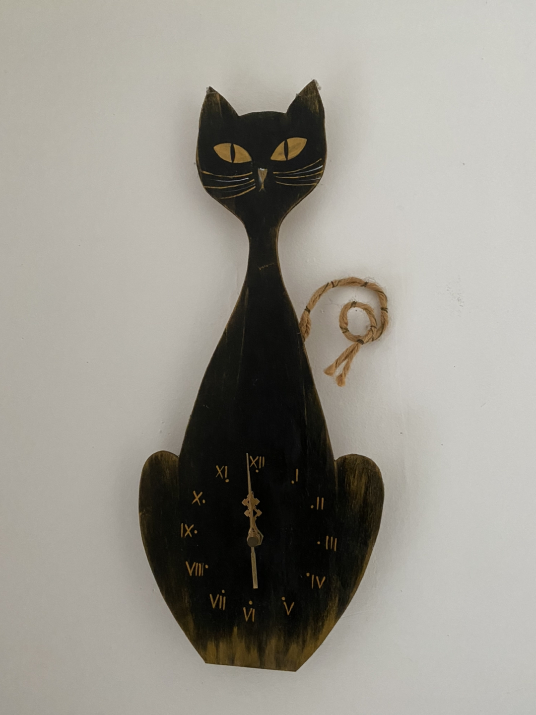 Cat wall clock thumbnail